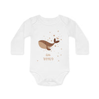 Neugeborenen-Body Hello Baby Wal – Flatlay – Mommy’s Hero