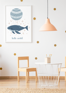 Boho Kinderzimmer Poster – Wal „hello world“ (Neutral)