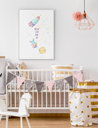 Kinderzimmer-Poster Never ever give up – Space-Motiv – Mommy’s Hero